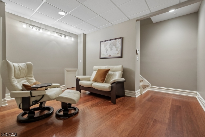 41 Van Cortland Way Bernards NJ 07920