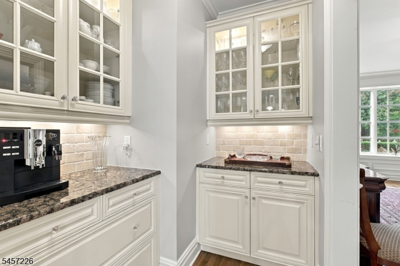 41 Van Cortland Way Bernards NJ 07920