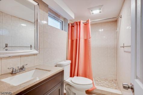 174 Runyon Avenue Franklin NJ 08873