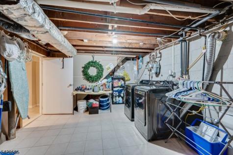 174 Runyon Avenue Franklin NJ 08873