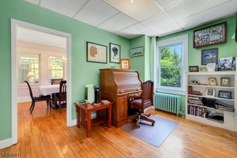 331 Chestnut Street Long Hill NJ 07980