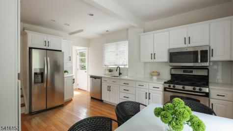 288 Seneca Place Westfield NJ 07090