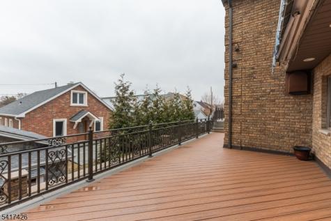 512 Van Bussum Avenue Garfield NJ 07026
