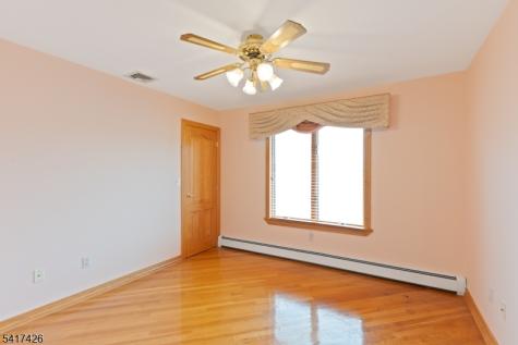 512 Van Bussum Avenue Garfield NJ 07026