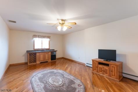 512 Van Bussum Avenue Garfield NJ 07026