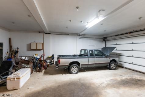 512 Van Bussum Avenue Garfield NJ 07026