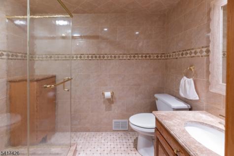 512 Van Bussum Avenue Garfield NJ 07026