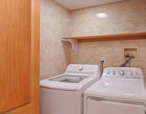 512 Van Bussum Avenue Garfield NJ 07026