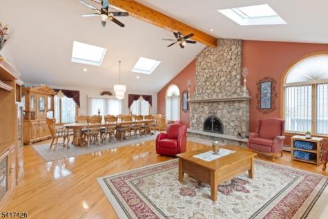 512 Van Bussum Avenue Garfield NJ 07026