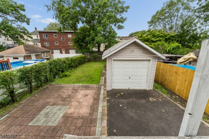 23 Princeton Street Nutley NJ 07110