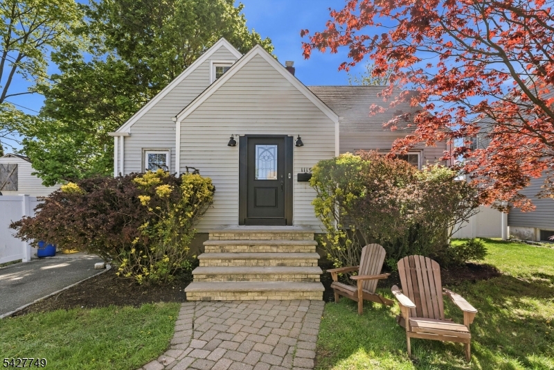 1115 Tuxedo Square Teaneck NJ 07666