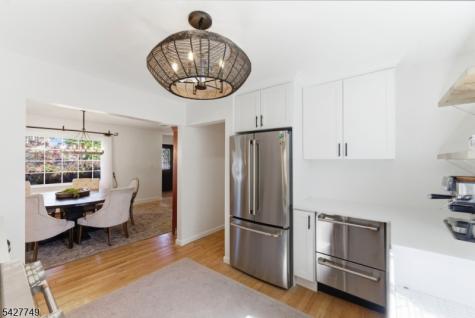 1115 Tuxedo Square Teaneck NJ 07666