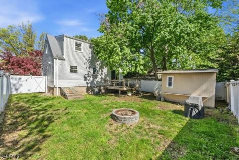 1115 Tuxedo Square Teaneck NJ 07666
