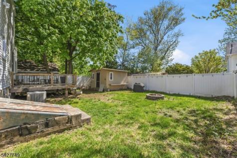 1115 Tuxedo Square Teaneck NJ 07666