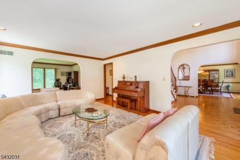 34 Silver Spring Court East Hanover NJ 07936