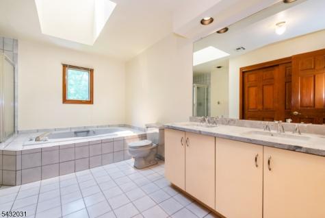 34 Silver Spring Court East Hanover NJ 07936