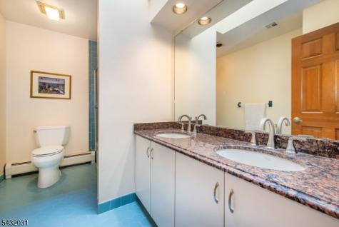 34 Silver Spring Court East Hanover NJ 07936