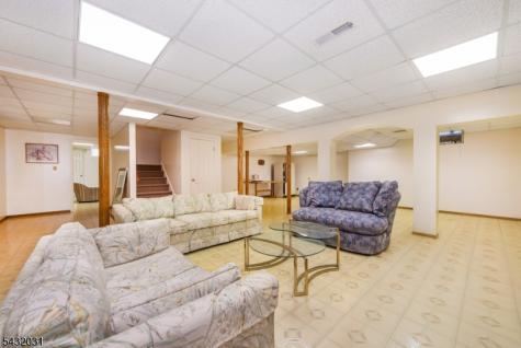 34 Silver Spring Court East Hanover NJ 07936