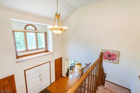 34 Silver Spring Court East Hanover NJ 07936