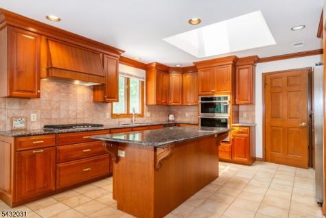 34 Silver Spring Court East Hanover NJ 07936