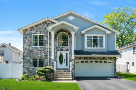 69 Thiem Avenue Rochelle Park NJ 07662