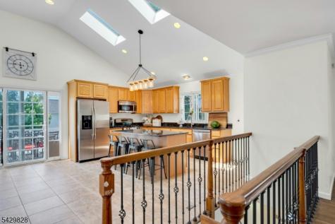 69 Thiem Avenue Rochelle Park NJ 07662