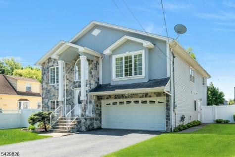69 Thiem Avenue Rochelle Park NJ 07662