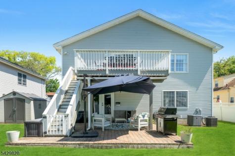 69 Thiem Avenue Rochelle Park NJ 07662