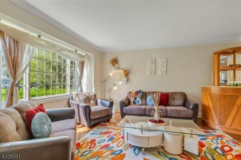7 Evergreen Court Hillsborough NJ 08844