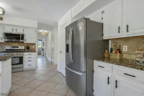 7 Evergreen Court Hillsborough NJ 08844