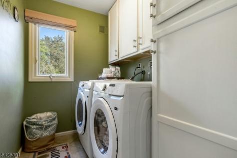 7 Evergreen Court Hillsborough NJ 08844