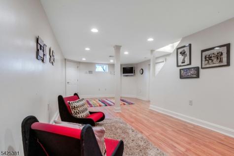 7 Evergreen Court Hillsborough NJ 08844