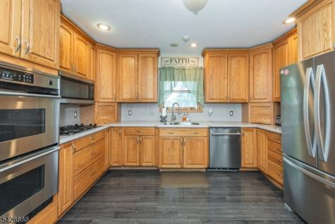 63 Duncan Avenue Pequannock NJ 07440