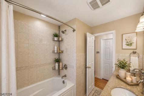 188 Kerrigan Boulevard Newark NJ 07106