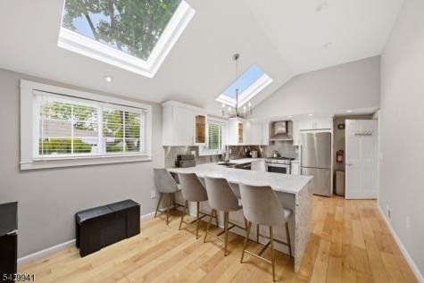 11 Homewood Way Montclair NJ 07042