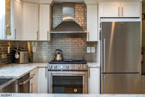 11 Homewood Way Montclair NJ 07042