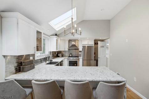 11 Homewood Way Montclair NJ 07042
