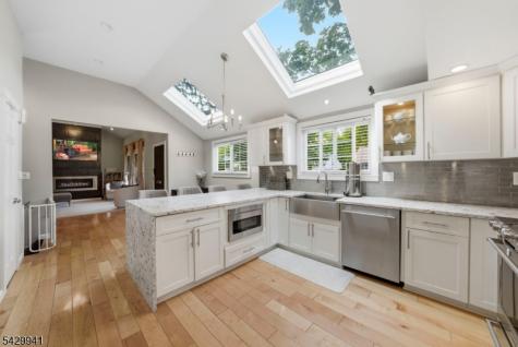 11 Homewood Way Montclair NJ 07042