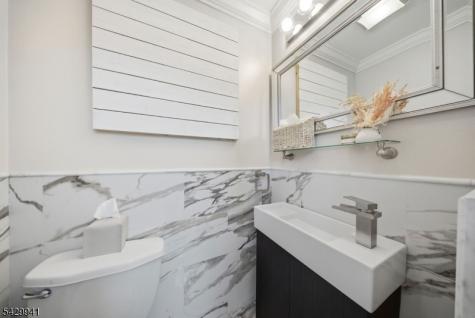 11 Homewood Way Montclair NJ 07042