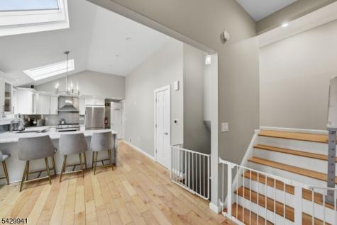 11 Homewood Way Montclair NJ 07042