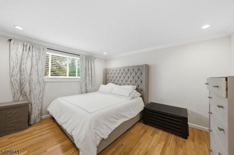 11 Homewood Way Montclair NJ 07042