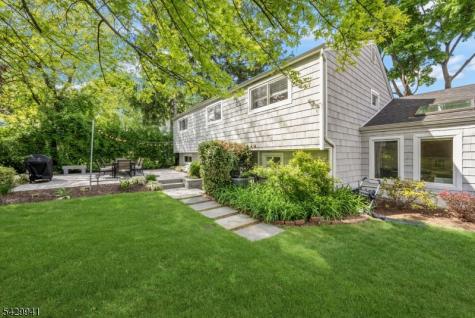 11 Homewood Way Montclair NJ 07042