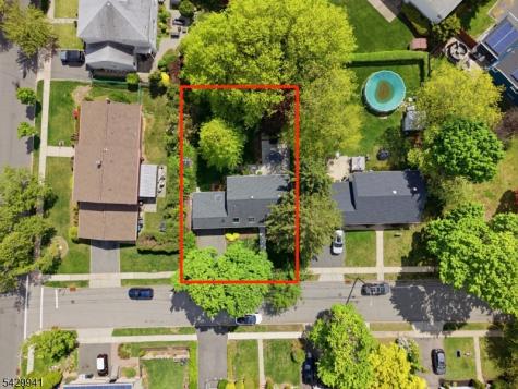 11 Homewood Way Montclair NJ 07042