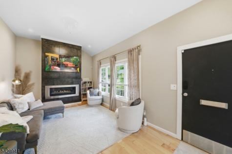 11 Homewood Way Montclair NJ 07042