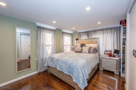 807 Jaques Avenue Rahway NJ 07065