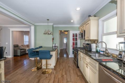 807 Jaques Avenue Rahway NJ 07065