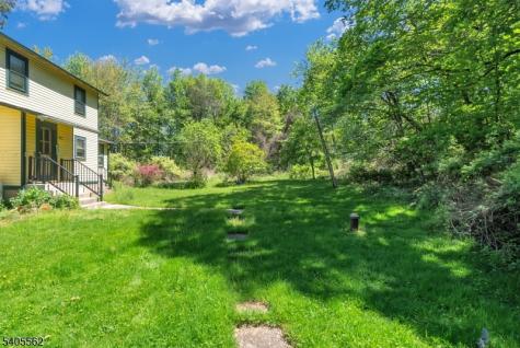 37 White Hall Road Montville NJ 07082