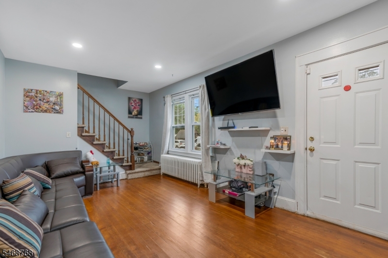 34 Rockview Terrace North Plainfield NJ 07060