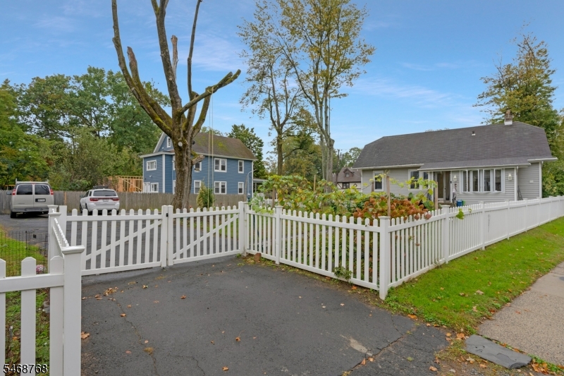 34 Rockview Terrace North Plainfield NJ 07060