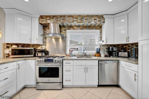 91 Crestview Road Woodbridge NJ 08863